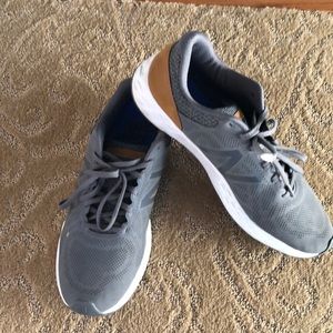 New balance shoes